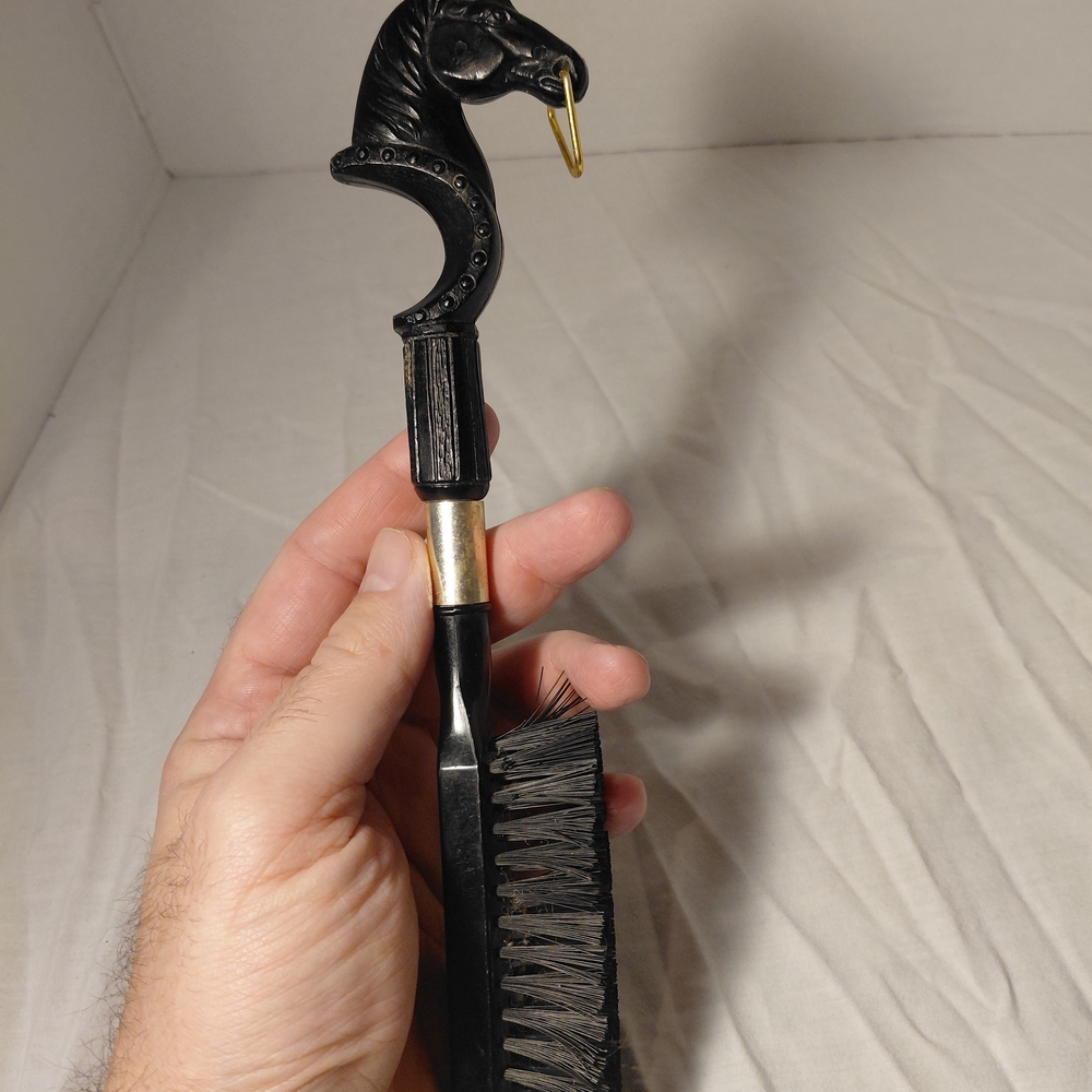 Black Horse Head Shoe Brush